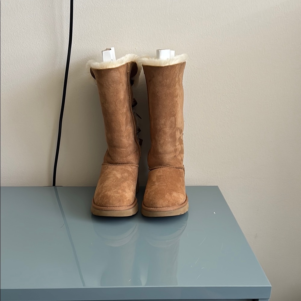 UGG Chestnut Boots with Bows